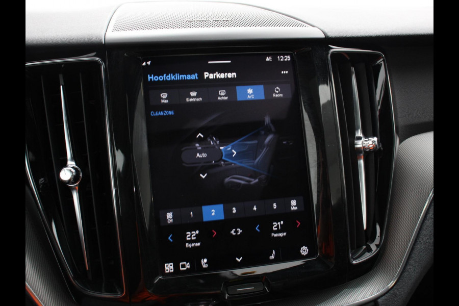 Volvo XC60 2.0 T6 Plug-in hybrid AWD Automaat Plus Dark Adaptieve cruise control Leder Navigatie Google Harman Kardon Panorama dak Lichtmetalen Velgen Dab Stoelverwarming Camera 360 Led Climate control Apple Carplay/ Android Auto