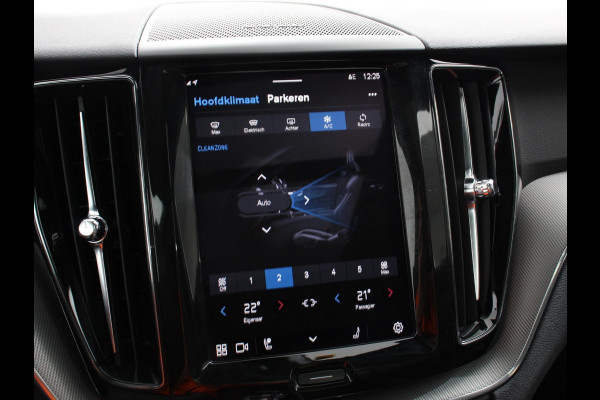 Volvo XC60 2.0 T6 Plug-in hybrid AWD Automaat Plus Dark Adaptieve cruise control Leder Navigatie Google Harman Kardon Panorama dak Lichtmetalen Velgen Dab Stoelverwarming Camera 360 Led Climate control Apple Carplay/ Android Auto
