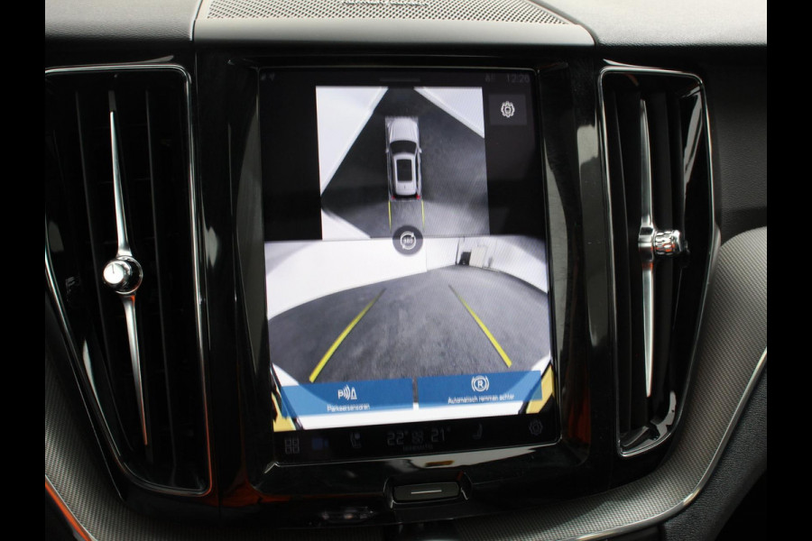 Volvo XC60 2.0 T6 Plug-in hybrid AWD Automaat Plus Dark Adaptieve cruise control Leder Navigatie Google Harman Kardon Panorama dak Lichtmetalen Velgen Dab Stoelverwarming Camera 360 Led Climate control Apple Carplay/ Android Auto