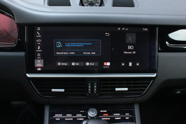 Porsche Cayenne 3.0 E-Hybrid FULL BLACK / PANO-DAK / SPORT CHRONO / LUCHTVERING / TREKHAAK / NAVIGATIE/ONDERHOUDSHISTORY / CARPLAY