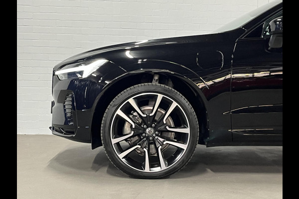 Volvo XC60 2.0 T6 Plug-in hybrid AWD Plus Dark Trekhaak | Open dak | Adaptive cruise control | Stoel-/stuur verwarming | 22"wielen | Carplay | Google