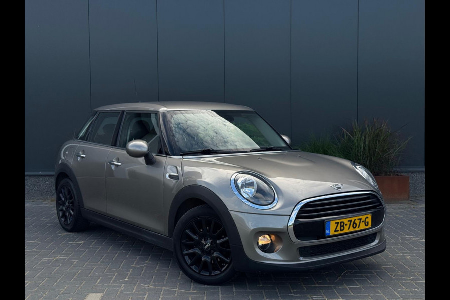 MINI 5-deurs 1.5 Cooper Business Edition ORG NL | SPORTVELGEN | CLIMATE | CRUISE CONTROL | MF STUUR