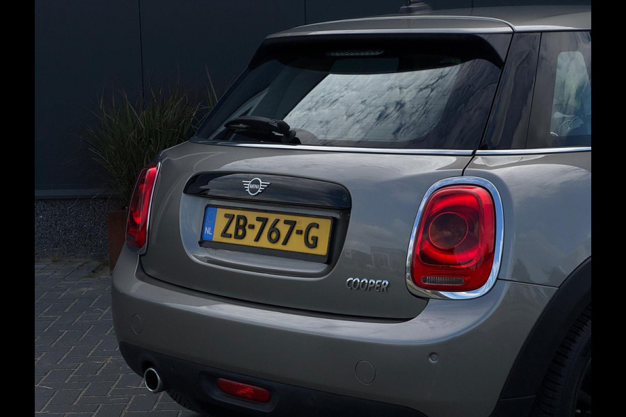 MINI 5-deurs 1.5 Cooper Business Edition ORG NL | SPORTVELGEN | CLIMATE | CRUISE CONTROL | MF STUUR