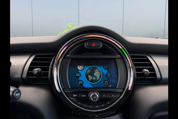 MINI 5-deurs 1.5 Cooper Business Edition ORG NL | SPORTVELGEN | CLIMATE | CRUISE CONTROL | MF STUUR