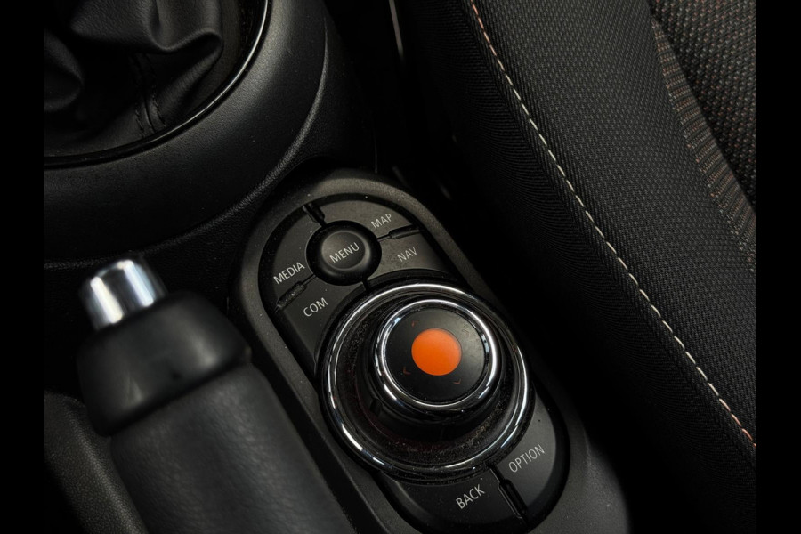 MINI 5-deurs 1.5 Cooper Business Edition ORG NL | SPORTVELGEN | CLIMATE | CRUISE CONTROL | MF STUUR