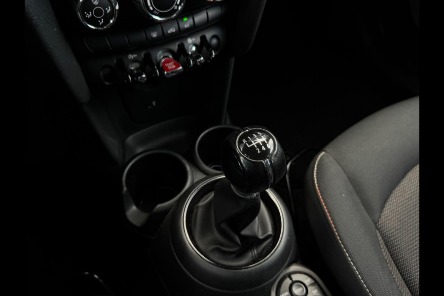 MINI 5-deurs 1.5 Cooper Business Edition ORG NL | SPORTVELGEN | CLIMATE | CRUISE CONTROL | MF STUUR