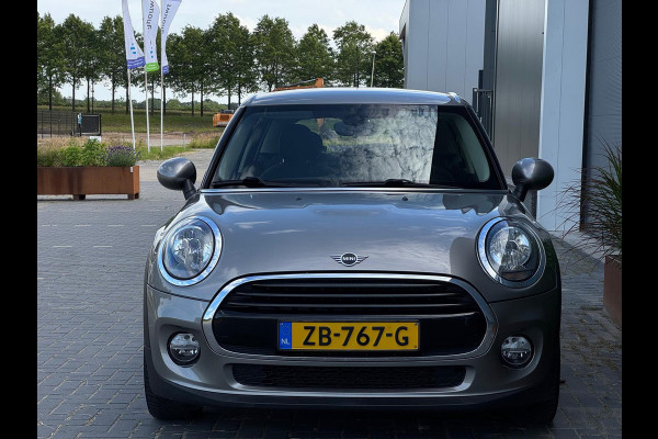 MINI 5-deurs 1.5 Cooper Business Edition ORG NL | SPORTVELGEN | CLIMATE | CRUISE CONTROL | MF STUUR