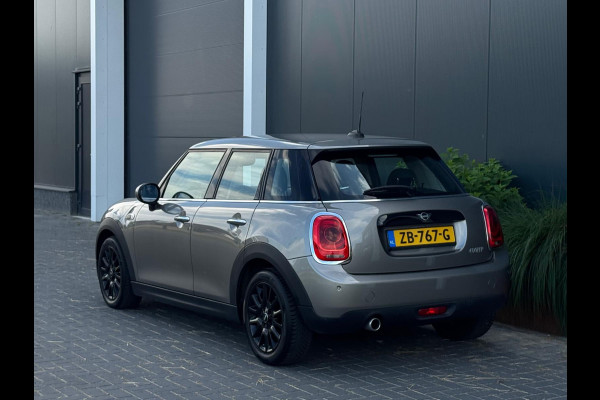 MINI 5-deurs 1.5 Cooper Business Edition ORG NL | SPORTVELGEN | CLIMATE | CRUISE CONTROL | MF STUUR