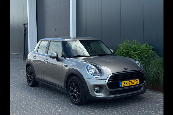 MINI 5-deurs 1.5 Cooper Business Edition ORG NL | SPORTVELGEN | CLIMATE | CRUISE CONTROL | MF STUUR