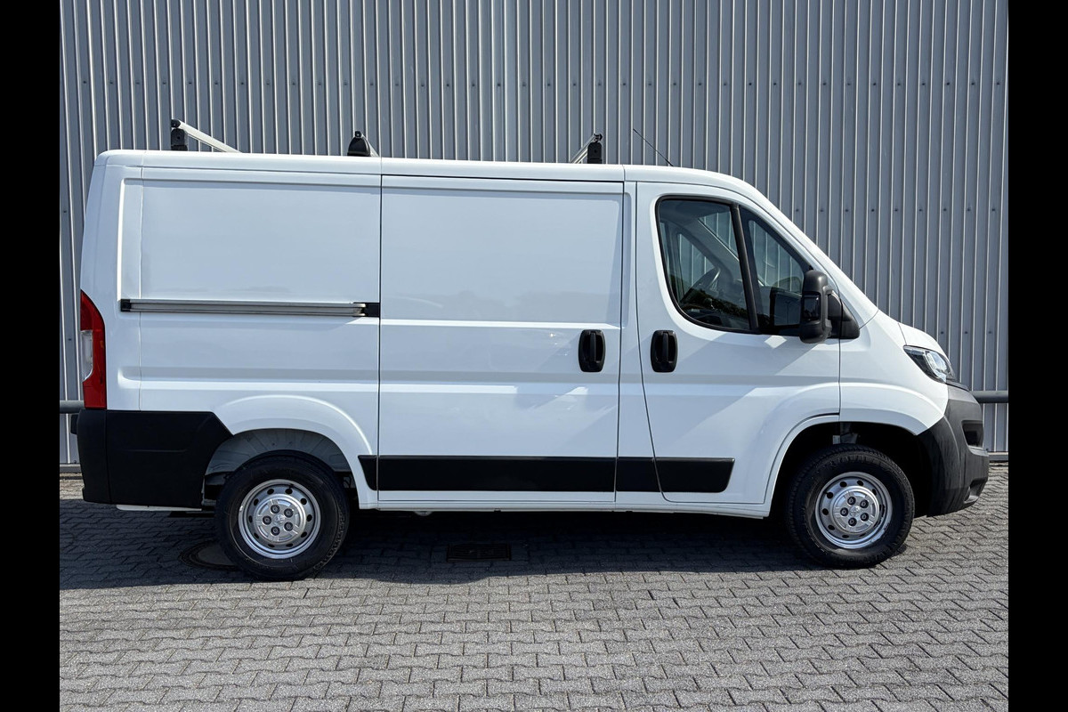 Peugeot Boxer 330 2.2 BlueHDi L1H1 NAVI*CAM*HAAK*CRUISE*A/C*TEL*