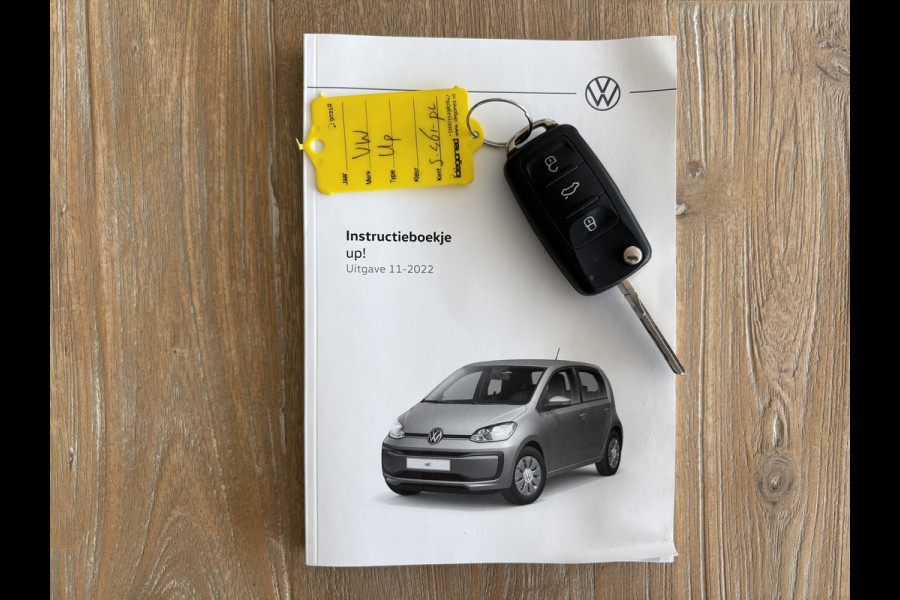 Volkswagen up! 1.0 Airco - Bluetooth - Radio - Led verlichting - Elektrische ramen - Centrale vergrendeling met afstandsbediening - Start/stop systeem