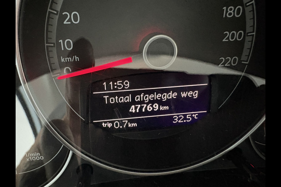 Volkswagen up! 1.0 Airco - Bluetooth - Radio - Led verlichting - Elektrische ramen - Centrale vergrendeling met afstandsbediening - Start/stop systeem