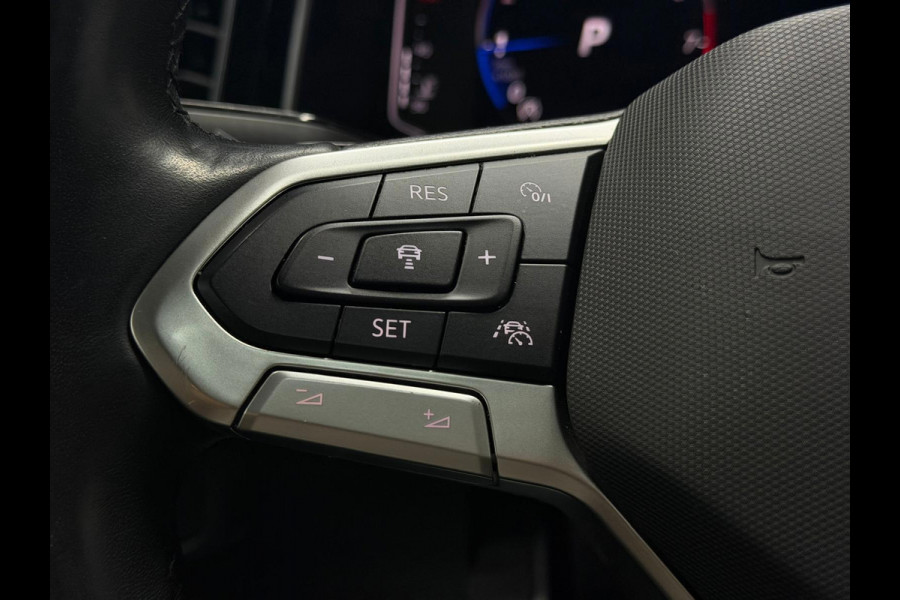 Volkswagen Taigo 1.0 TSI R-Line Pano KeylessGo Trekhaak Camera IQ Light