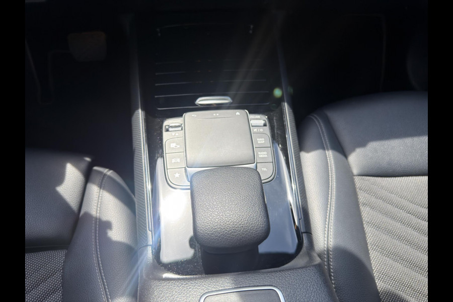 Mercedes-Benz Glb 180 Premium Plus