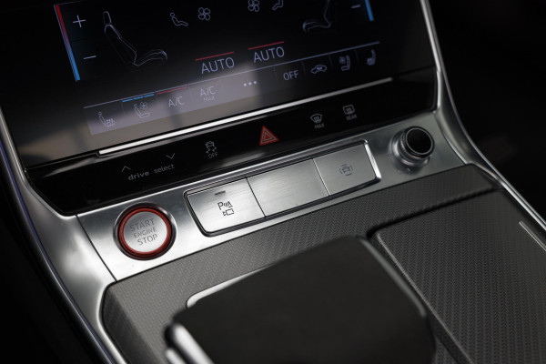 Audi RS6 Avant TFSI 4.0 quattro |Pano|Dynamic|Ceramic|AKRA|
