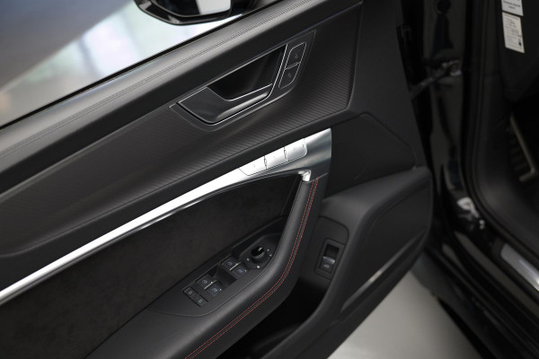 Audi RS6 Avant TFSI 4.0 quattro |Pano|Dynamic|Ceramic|AKRA|