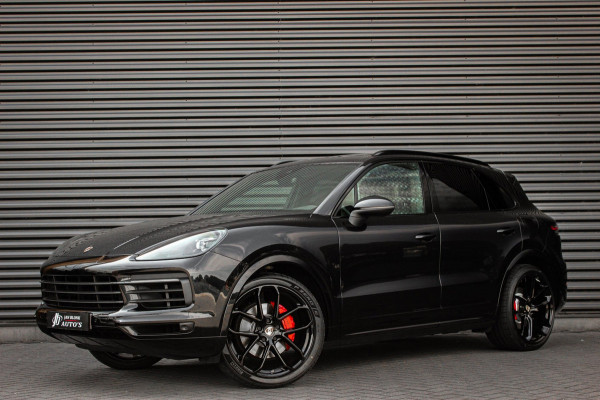 Porsche Cayenne 3.0 E-Hybrid FULL BLACK / PANO-DAK / SPORT CHRONO / LUCHTVERING / TREKHAAK / NAVIGATIE/ONDERHOUDSHISTORY / CARPLAY