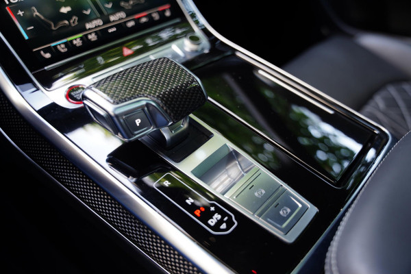 Audi SQ8 4.0 TFSI Quattro / BTW / Elek. Trekhaak / Carbon / B&O
