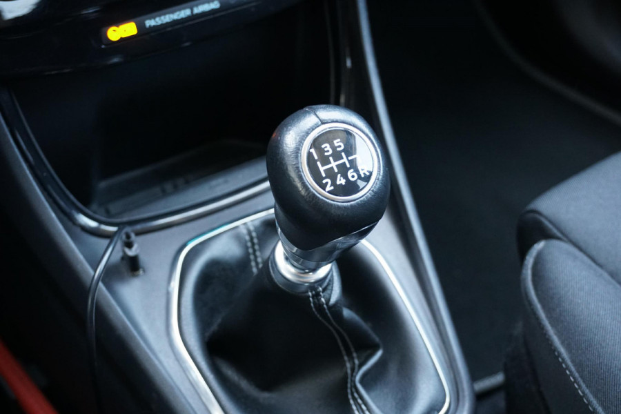Ford Puma 1.0 EcoBoost Hybrid Titanium *dealer onderhouden* + WINTERPACK / STOELMASSAGE / TREKHAAK