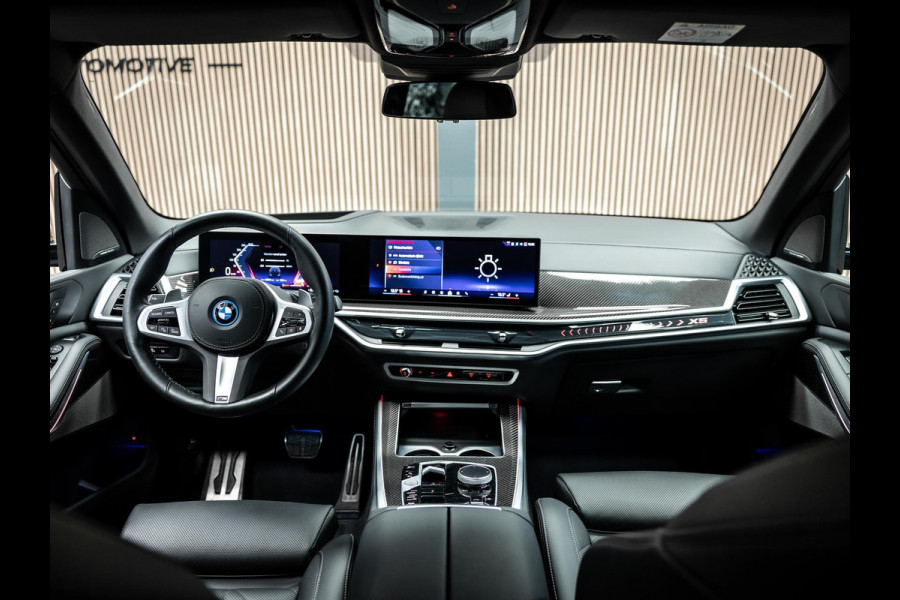 BMW X5 xDrive50e | M Sport Pro Pakket | Panoramadak | Harman Kardon | Driving Assistant Professional | Uitklapbare trekhaak |
