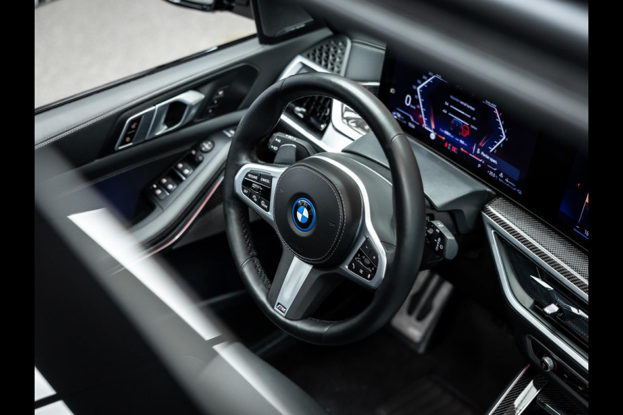 BMW X5 xDrive50e | M Sport Pro Pakket | Panoramadak | Harman Kardon | Driving Assistant Professional | Uitklapbare trekhaak |
