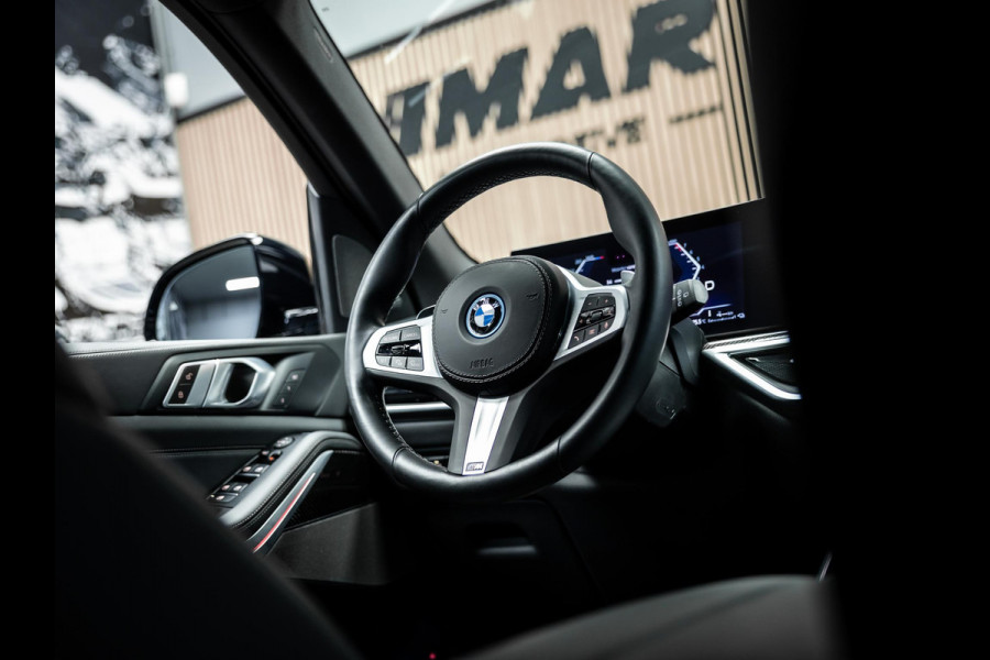 BMW X5 xDrive50e | M Sport Pro Pakket | Panoramadak | Harman Kardon | Driving Assistant Professional | Uitklapbare trekhaak |
