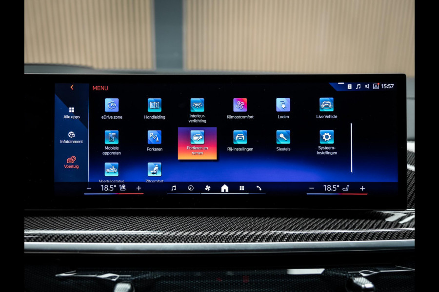 BMW X5 xDrive50e | M Sport Pro Pakket | Panoramadak | Harman Kardon | Driving Assistant Professional | Uitklapbare trekhaak |
