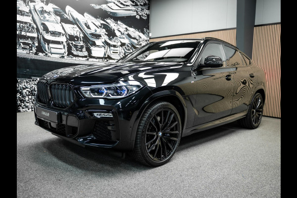BMW X6 M50i High Executive | Sky Lounge panoramadak | Bowers & Wilkins | Massage- en ventilatiestoelen | BMW Night Vision |