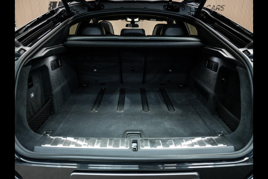 BMW X6 M50i High Executive | Sky Lounge panoramadak | Bowers & Wilkins | Massage- en ventilatiestoelen | BMW Night Vision |