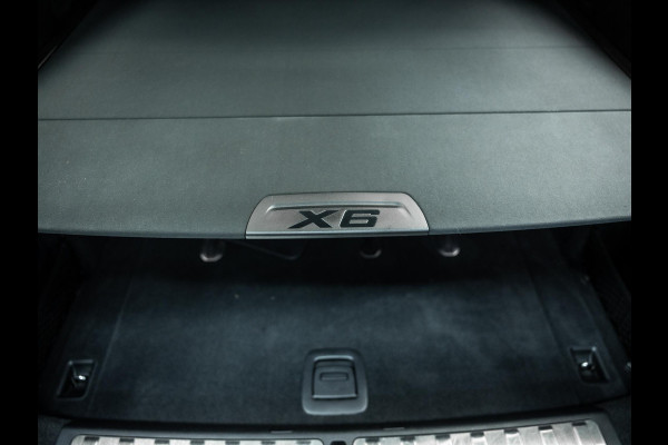BMW X6 M50i High Executive | Sky Lounge panoramadak | Bowers & Wilkins | Massage- en ventilatiestoelen | BMW Night Vision |