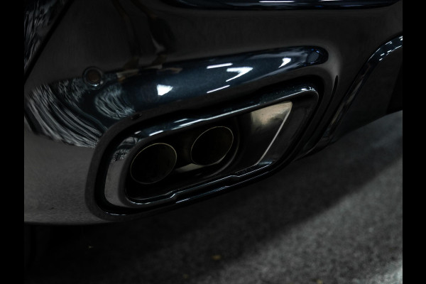 BMW X6 M50i High Executive | Sky Lounge panoramadak | Bowers & Wilkins | Massage- en ventilatiestoelen | BMW Night Vision |