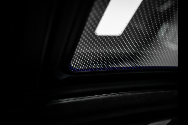 BMW X6 M50i High Executive | Sky Lounge panoramadak | Bowers & Wilkins | Massage- en ventilatiestoelen | BMW Night Vision |