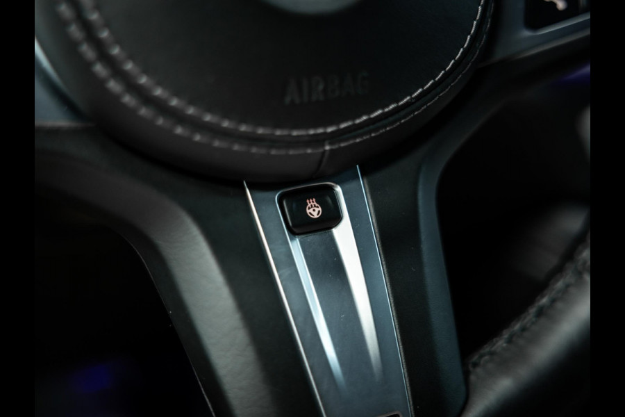 BMW X6 M50i High Executive | Sky Lounge panoramadak | Bowers & Wilkins | Massage- en ventilatiestoelen | BMW Night Vision |