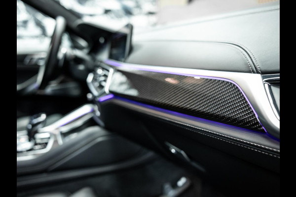 BMW X6 M50i High Executive | Sky Lounge panoramadak | Bowers & Wilkins | Massage- en ventilatiestoelen | BMW Night Vision |