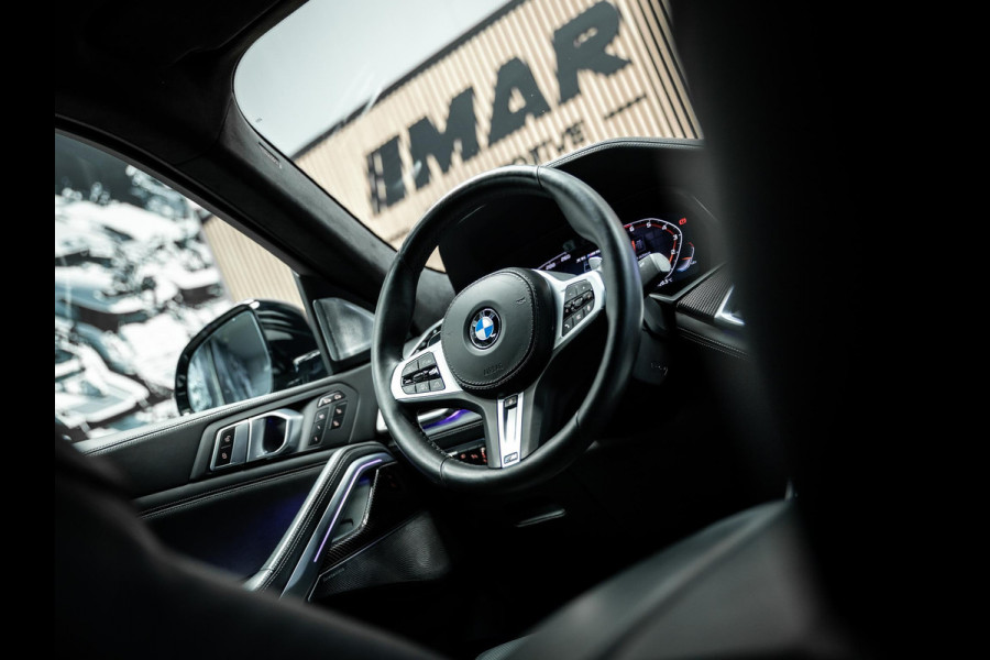 BMW X6 M50i High Executive | Sky Lounge panoramadak | Bowers & Wilkins | Massage- en ventilatiestoelen | BMW Night Vision |