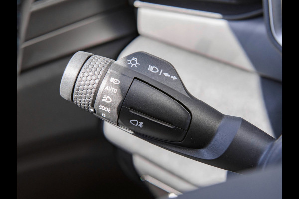 Lynk & Co 01 1.5 Black Edition Panoramadak|360° Camera|ACC|Stoelverwarming|Navi|Carplay