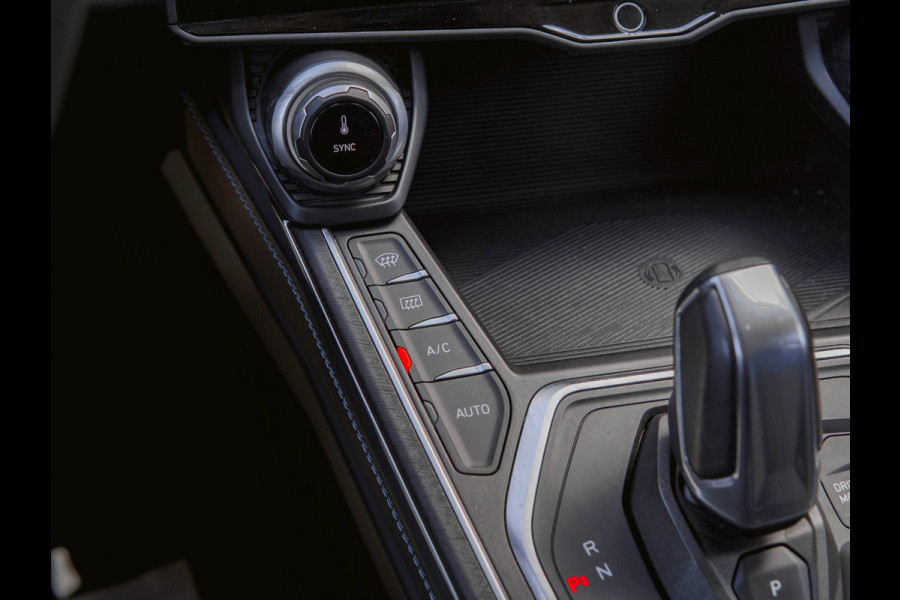 Lynk & Co 01 1.5 Black Edition Panoramadak|360° Camera|ACC|Stoelverwarming|Navi|Carplay