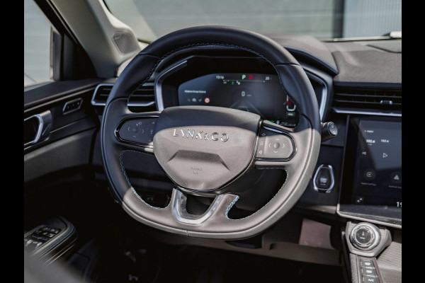 Lynk & Co 01 1.5 Black Edition Panoramadak|360° Camera|ACC|Stoelverwarming|Navi|Carplay