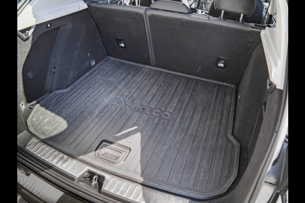 Lynk & Co 01 1.5 Black Edition Panoramadak|360° Camera|ACC|Stoelverwarming|Navi|Carplay