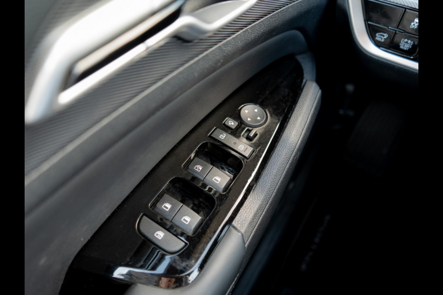 Kia Sportage 1.6 T-GDi Hybrid DynamicPlusLine | Schuifkanteldak | Stoel en stuurverwarming |