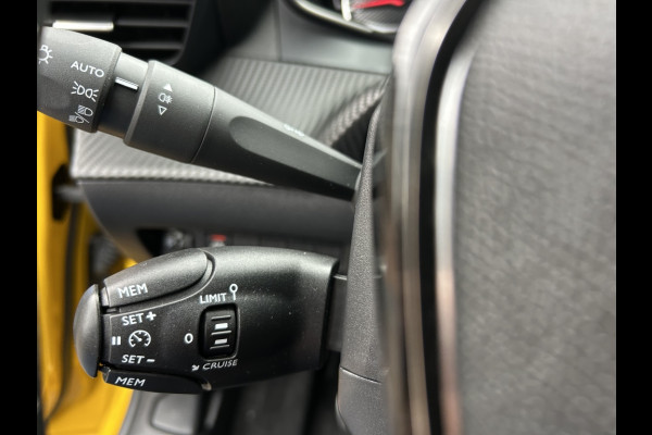 Peugeot 208 1.2 100pk Pack Navi, CarPlay, PDC, LM-velgen