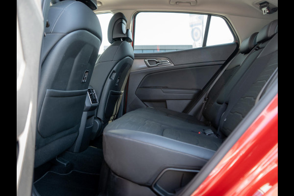 Kia Sportage 1.6 T-GDi Hybrid DynamicPlusLine | Schuifkanteldak | Stoel en stuurverwarming |