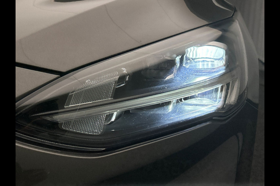 Ford FOCUS Wagon 1.0 EcoBoost ST Line Business | Origineel Nederlands | Carplay | Camera | Navigatie | Climate-control | Cruise |