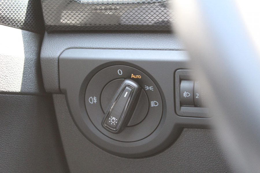 Volkswagen T-Cross 1.0 TSI Life Edition Automaat | Parkeersensoren | Adaptieve Cruise Control