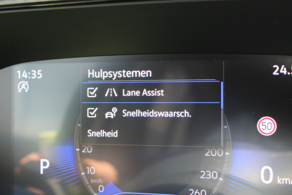 Volkswagen T-Cross 1.0 TSI Life Edition Automaat | Parkeersensoren | Adaptieve Cruise Control