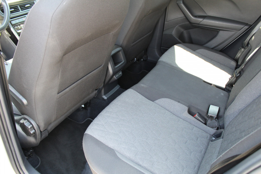 Volkswagen T-Cross 1.0 TSI Life Edition Automaat | Parkeersensoren | Adaptieve Cruise Control