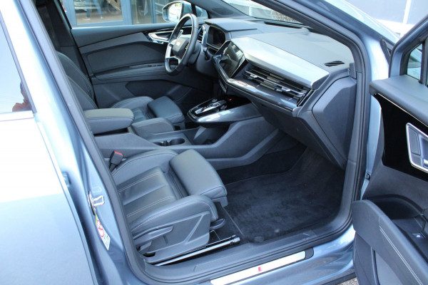 Audi Q4 e-tron 45 quattro S edition 82 kWh/S-Line/pano/leder