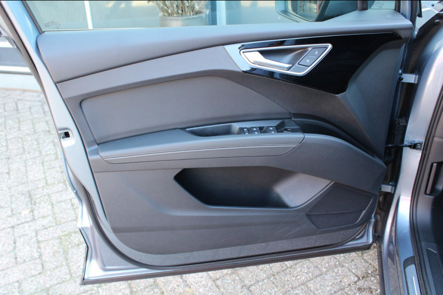 Audi Q4 e-tron 45 quattro S edition 82 kWh/S-Line/pano/leder