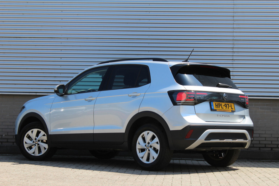 Volkswagen T-Cross 1.0 TSI Life Edition Automaat | Parkeersensoren | Adaptieve Cruise Control