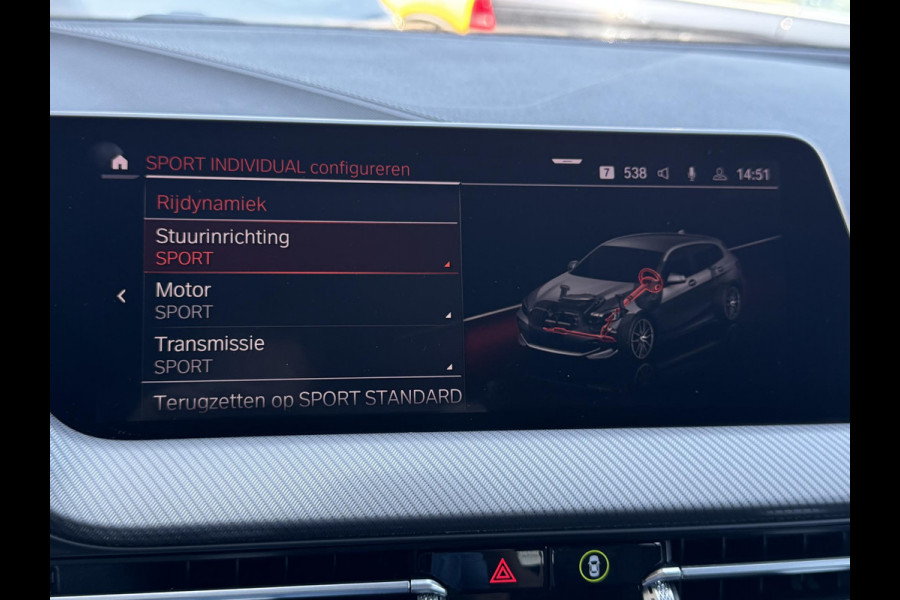 BMW 1-serie 118i High Executive Edition NL-AUTO | M-PAKKET | LEDER | SFEER VERLICHTING